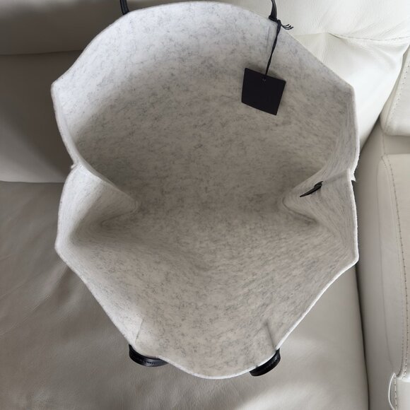 NWT PRADA Tote BAG Grey Felt 100% Authentic - Picture 7 of 12